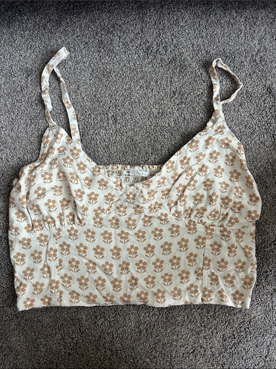 O'Neill Tops - O’Neill Surf brown & cream floral tank top